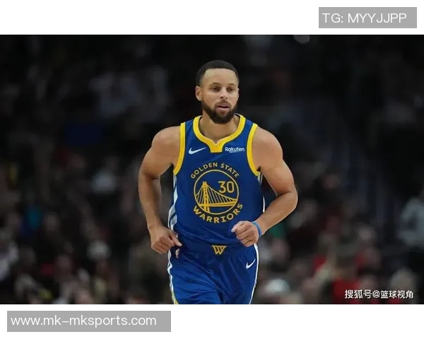 假期学习不放松库里首节火力全开轰下11分展现超强状态 假期学习不放松库里首节火力全开轰下11分展现超强状态