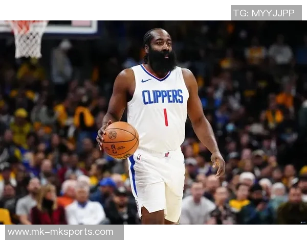 哈登全场表现亮眼贡献20分6板13助3断但7次失误影响球队节奏 哈登全场表现亮眼贡献20分6板13助3断但7次失误影响球队节奏