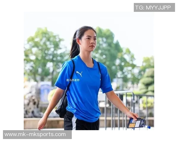 21岁姜晨璟绝杀助武汉女足晋级身高161的后腰展现出色实力与魅力 21岁姜晨璟绝杀助武汉女足晋级身高161的后腰展现出色实力与魅力