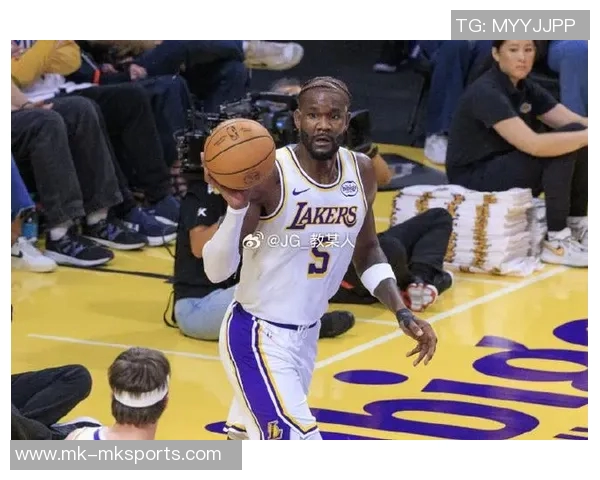 艾顿季前赛表现不佳仅出场21分钟正负值惨遭25创生涯新低