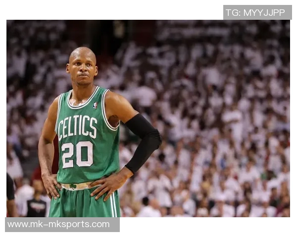 卡梅隆约翰逊首节三分球失准仅得1分2板2助状态堪忧 卡梅隆约翰逊首节三分球失准仅得1分2板2助状态堪忧