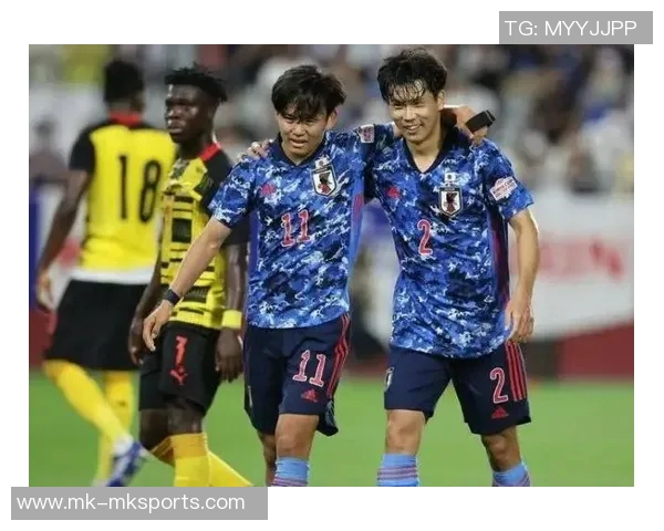 日本队补时阶段扳平比分与巴拉圭战成平局数据分析射门控球率表现突出