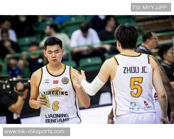 王奕博展现顶薪球员价值有效解决青岛男篮一号位问题