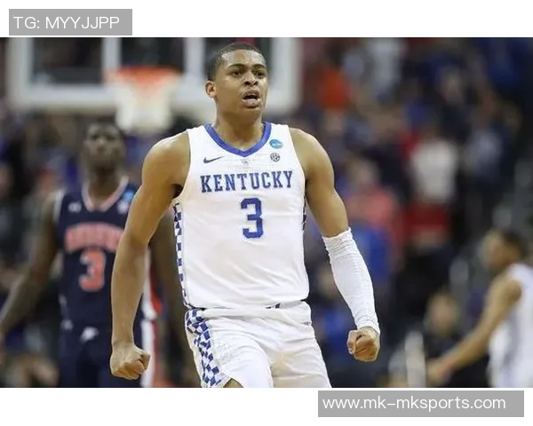 凯尔登半场表现出色6投4中贡献11分5篮板1助攻正负值高达16