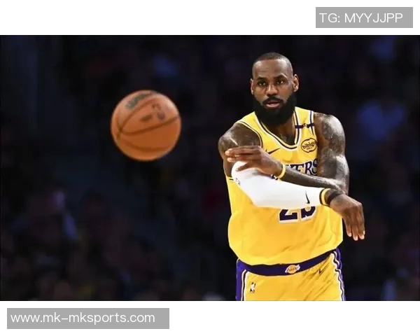 詹姆斯伤缺期间将关注湖人表现若球队无法赢球或考虑离队选择