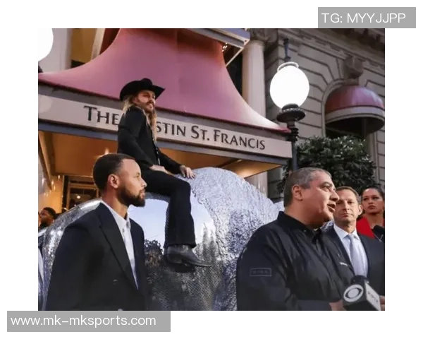 库里携手名厨迈克尔米娜共同打造波本威士忌主题酒吧即将开业