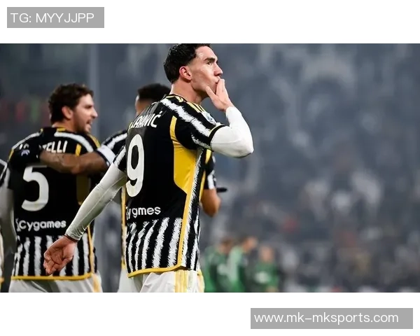 前意甲裁判称莱切球员手臂张开判给尤文点球判罚正确